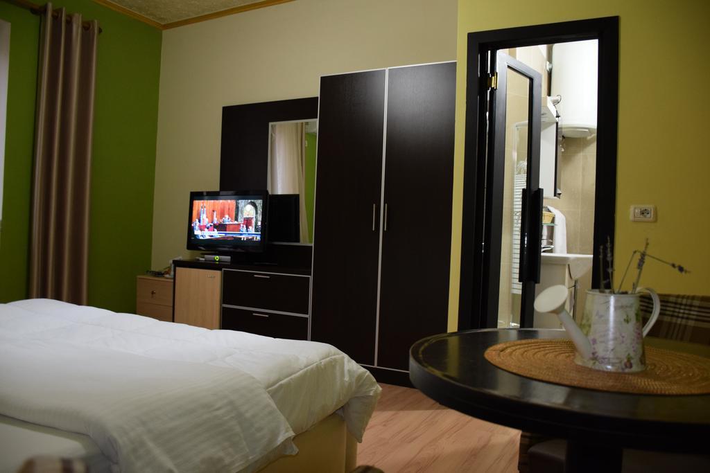 Hotel Eagle Tirana Eksteriør billede