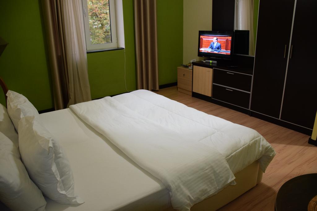 Hotel Eagle Tirana Eksteriør billede