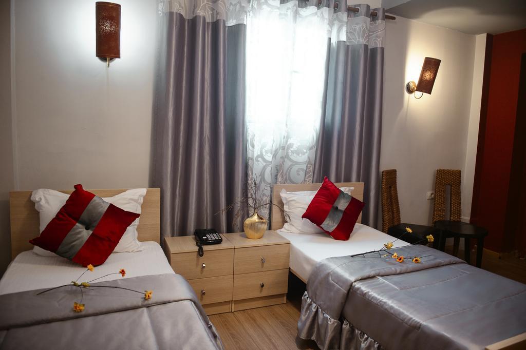 Hotel Eagle Tirana Eksteriør billede