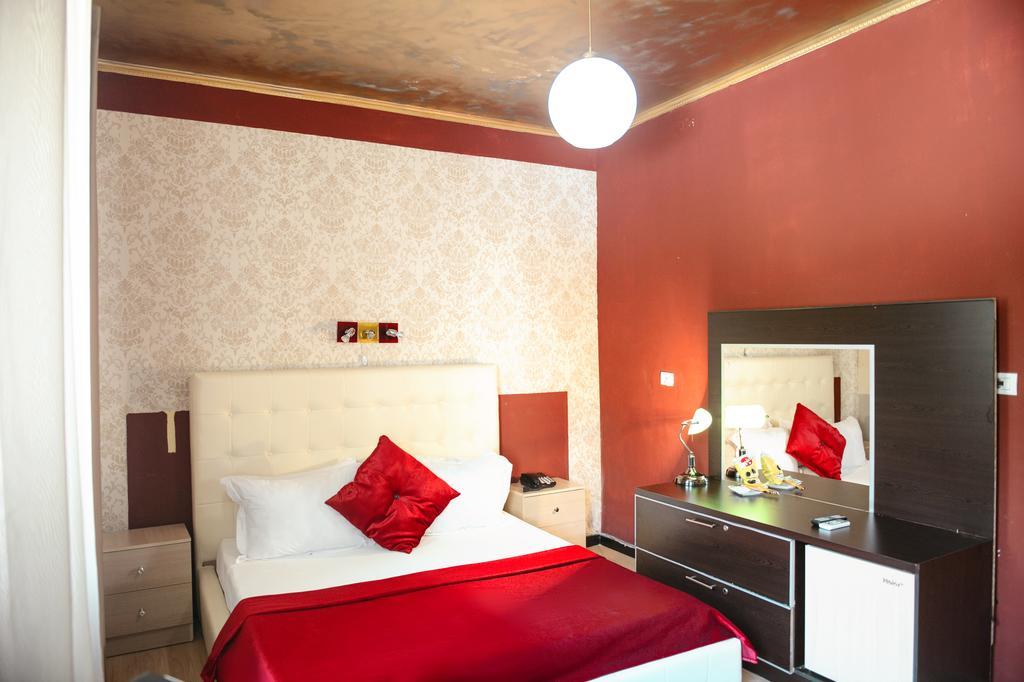 Hotel Eagle Tirana Eksteriør billede