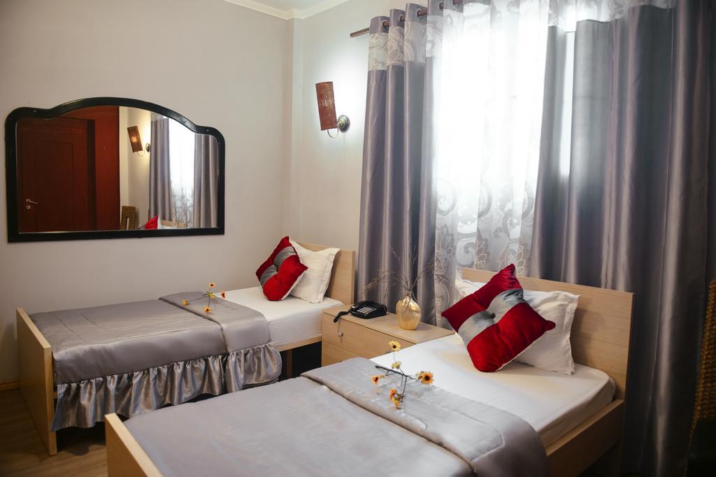 Hotel Eagle Tirana Eksteriør billede