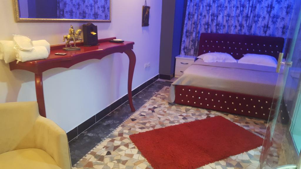 Hotel Eagle Tirana Eksteriør billede