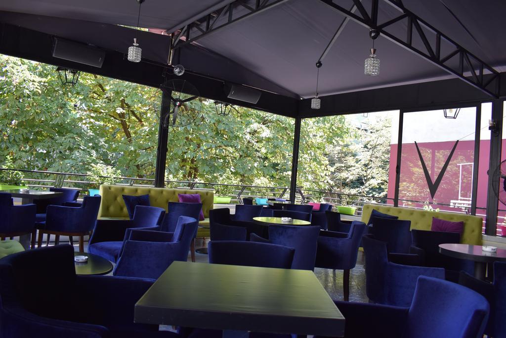 Hotel Eagle Tirana Eksteriør billede