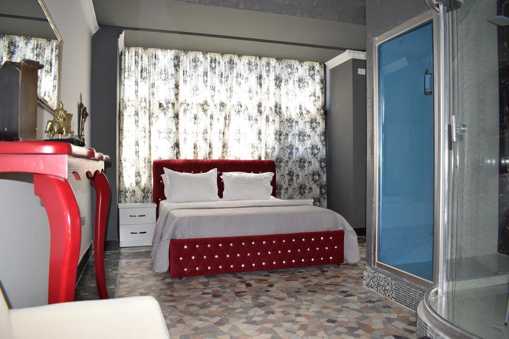 Hotel Eagle Tirana Eksteriør billede