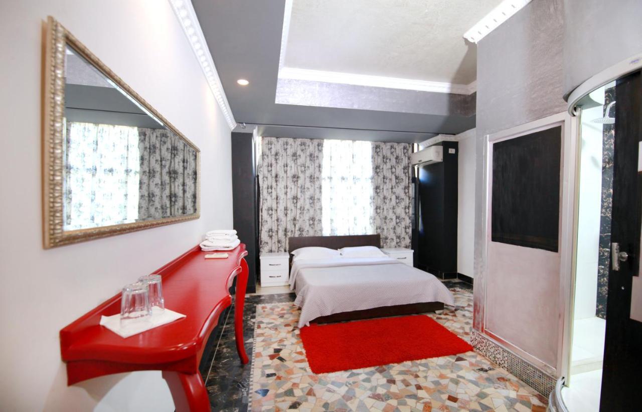 Hotel Eagle Tirana Eksteriør billede